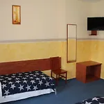 Akme Nocleg ze śniadaniem 3*