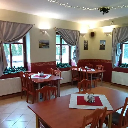 فندق مبيت وإفطار Akme 3*