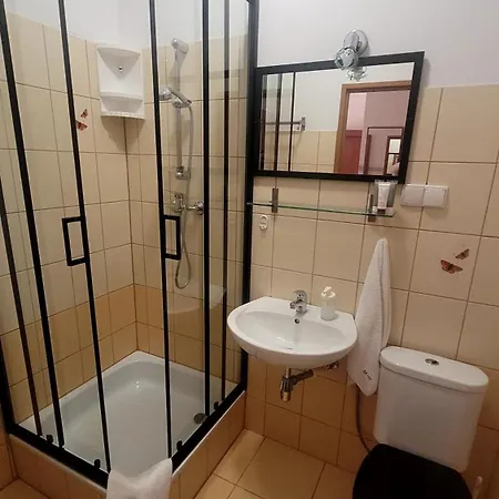 Akme Bed and Breakfast 3*