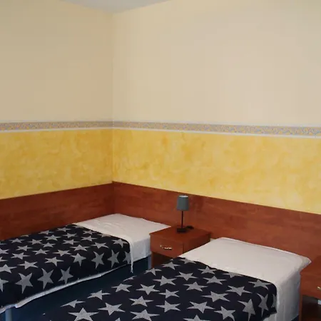 فندق مبيت وإفطار Akme Stronie Śląskie