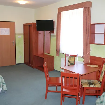 Akme Bed & Breakfast 3*